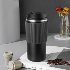 Tumbler With Grip & Spill Proof Lid