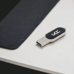Oval Shaped Light-Up Logo USB