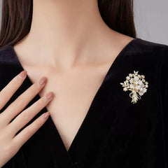 High-End Women's Fashion Corsage Brooch