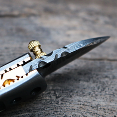 Black Tsetse Fly 1.2 Inches Blade Damascus Neck Knives Handmade Damascus Pocket Folding Knife