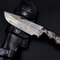 Chihuahuan Snake 9 Inches Long 4,3 Inches Blade 14 Ounce Damascus Gut Hook Hunting Fixed Blade Knife Damascus
