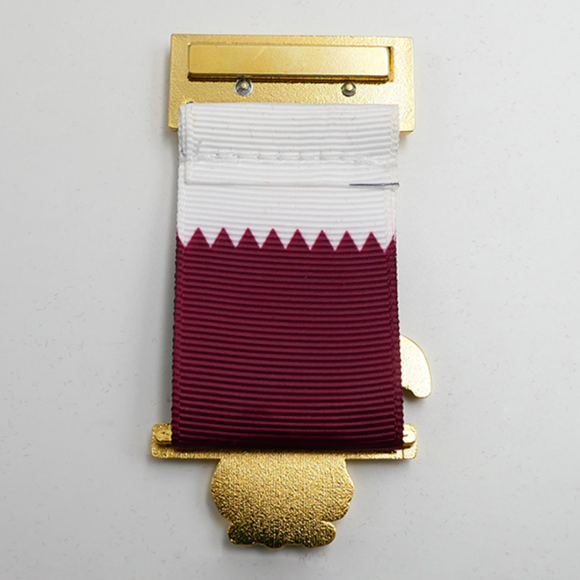 Qatar National Day Lapel Pin badge with magnet